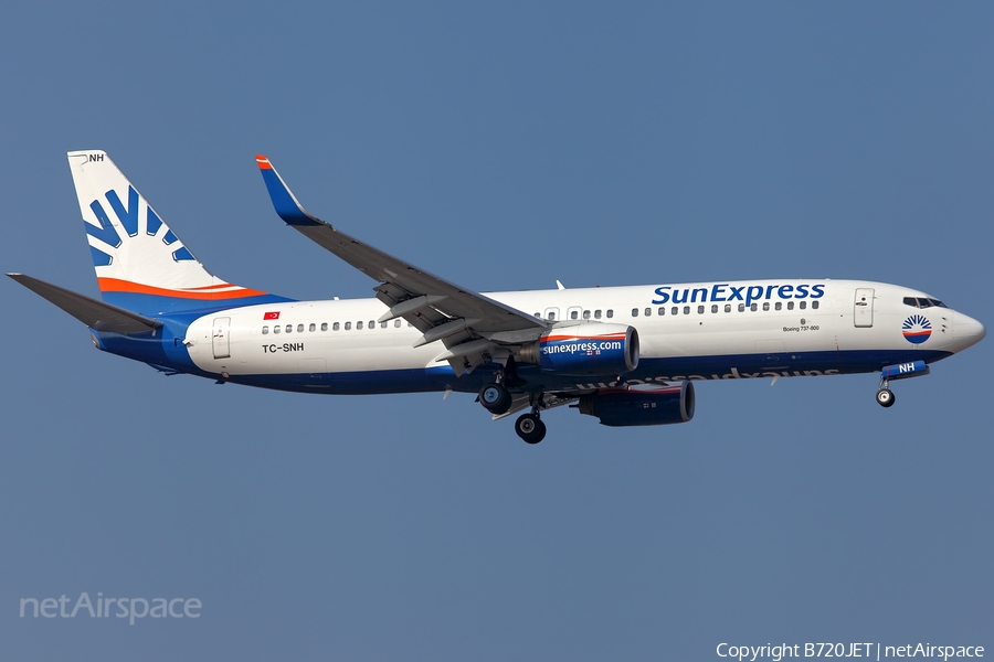 SunExpress Boeing 737-8FH (TC-SNH) | Photo 46498