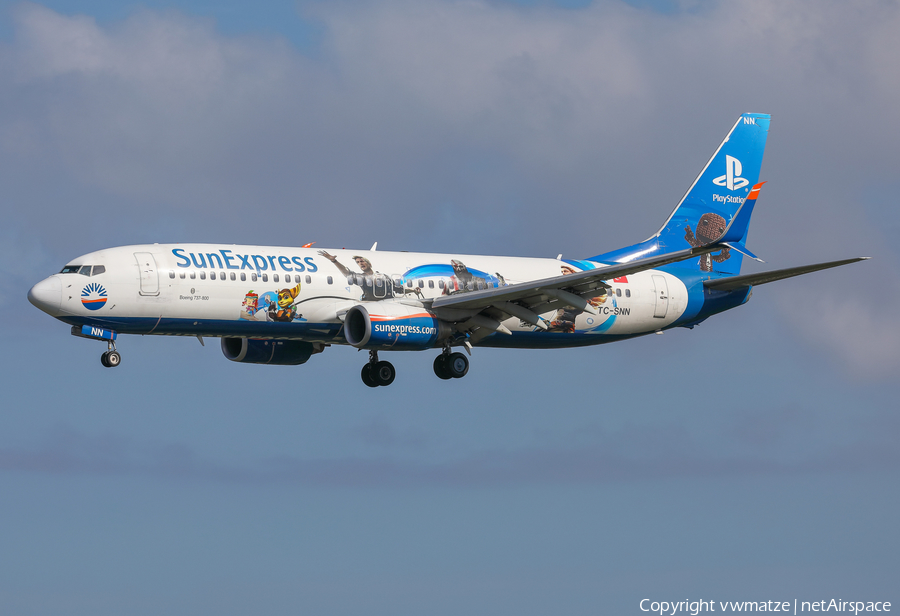 SunExpress Boeing 737-8HC (TC-SNN) | Photo 421734