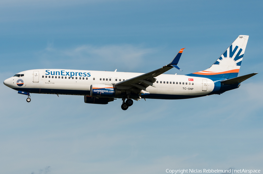SunExpress Boeing 737-8HC (TC-SNP) | Photo 327019