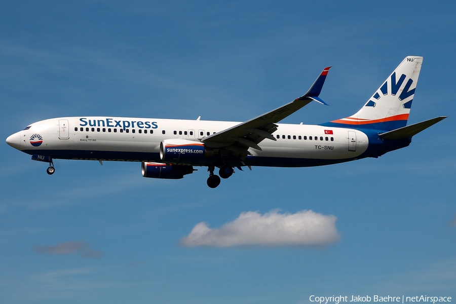 SunExpress Boeing 737-8HC (TC-SNU) | Photo 183136