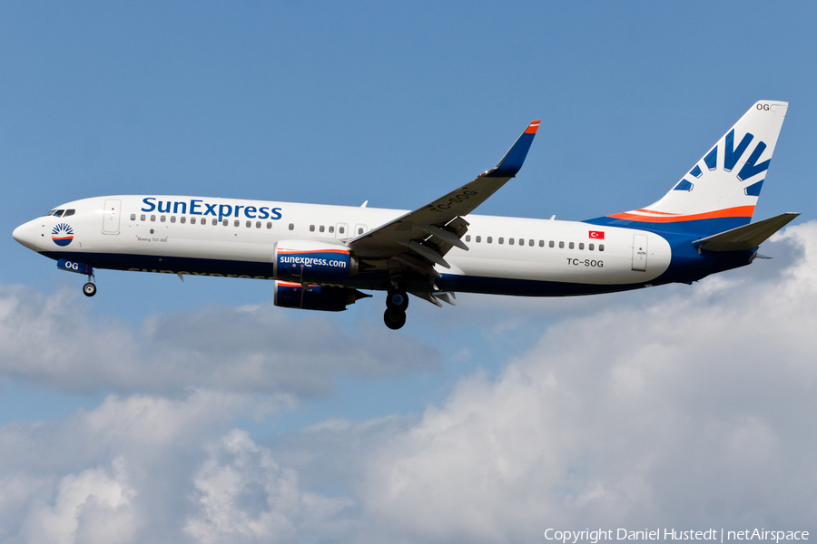 SunExpress Boeing 737-8HC (TC-SOG) | Photo 480173