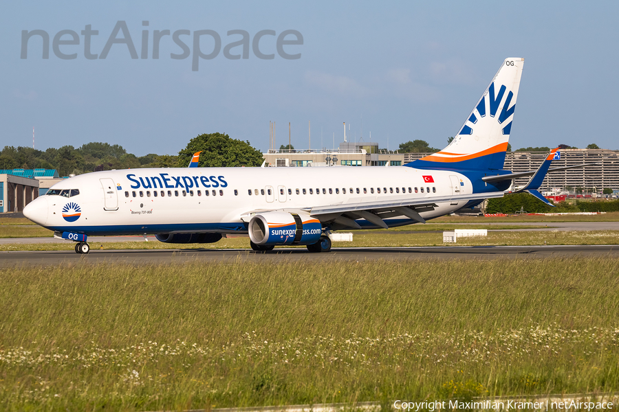 SunExpress Boeing 737-8HC (TC-SOG) | Photo 521799