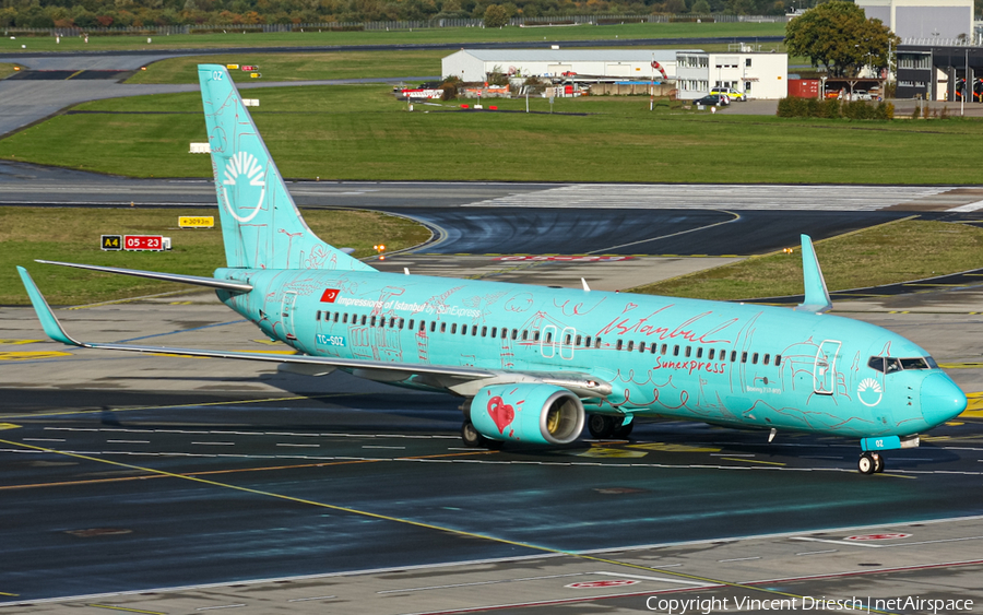 SunExpress Boeing 737-8HX (TC-SOZ) | Photo 532360