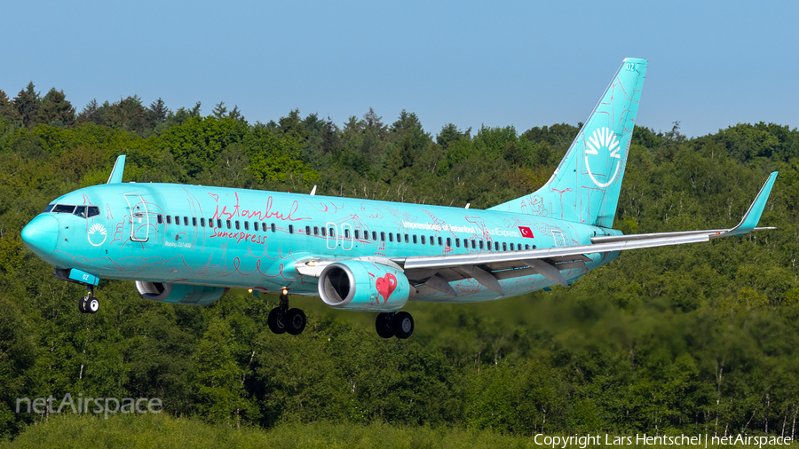 SunExpress Boeing 737-8HX (TC-SOZ) | Photo 680051