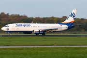 SunExpress Boeing 737-86Q (TC-SUU) at  Hamburg - Fuhlsbuettel (Helmut Schmidt), Germany