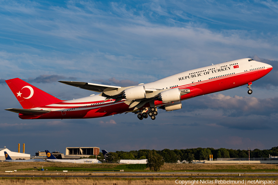 Turkish Government Boeing 747-8ZV(BBJ) (TC-TRK) | Photo 400088