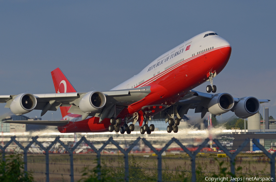 Turkish Government Boeing 747-8ZV(BBJ) (TC-TRK) | Photo 400090