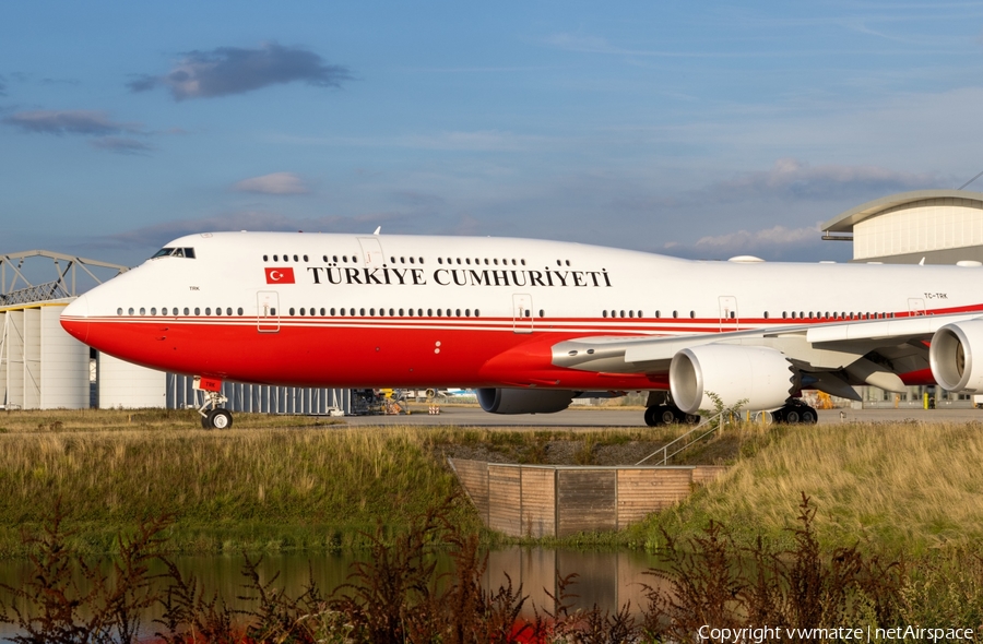 Turkish Government Boeing 747-8ZV(BBJ) (TC-TRK) | Photo 400093