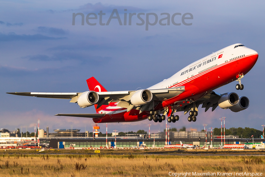 Turkish Government Boeing 747-8ZV(BBJ) (TC-TRK) | Photo 400120