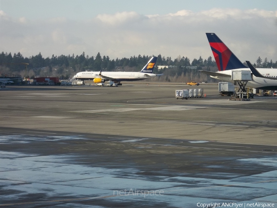 Icelandair Boeing 757-200 (TF-***) | Photo 19117