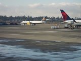Icelandair Boeing 757-200 (TF-***) at  Seattle/Tacoma - International, United States