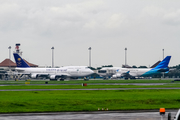 Saudi Arabian Airlines (Air Atlanta Icelandic) Boeing 747-428 (TF-AAJ) at  Surabaya - Juanda International, Indonesia