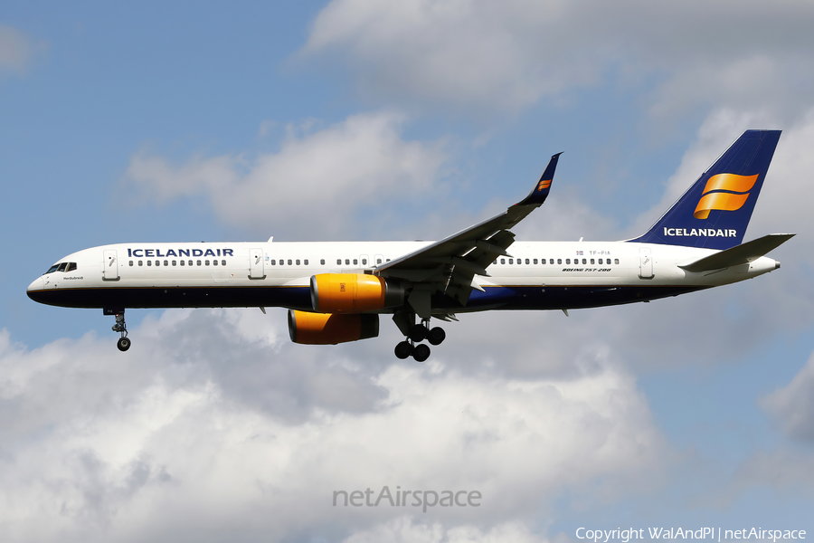 Icelandair Boeing 757-256 (TF-FIA) | Photo 519672