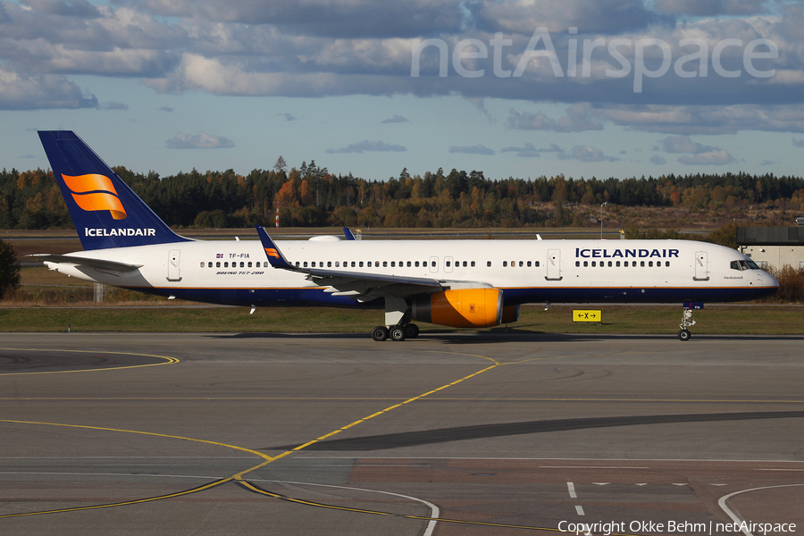 Icelandair Boeing 757-256 (TF-FIA) | Photo 92428