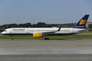 Icelandair Boeing 757-256 (TF-FIA) at  Minneapolis - St. Paul International, United States