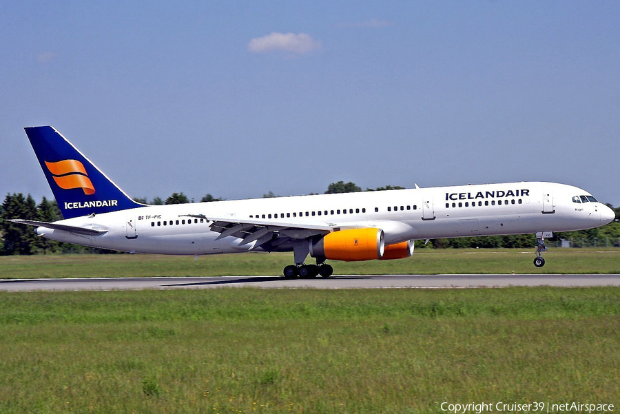 Icelandair Boeing 757-23N (TF-FIC) | Photo 63659