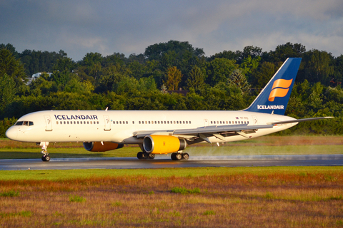 Icelandair Boeing 757-23N (TF-FIC) at  Hamburg - Fuhlsbuettel (Helmut Schmidt), Germany