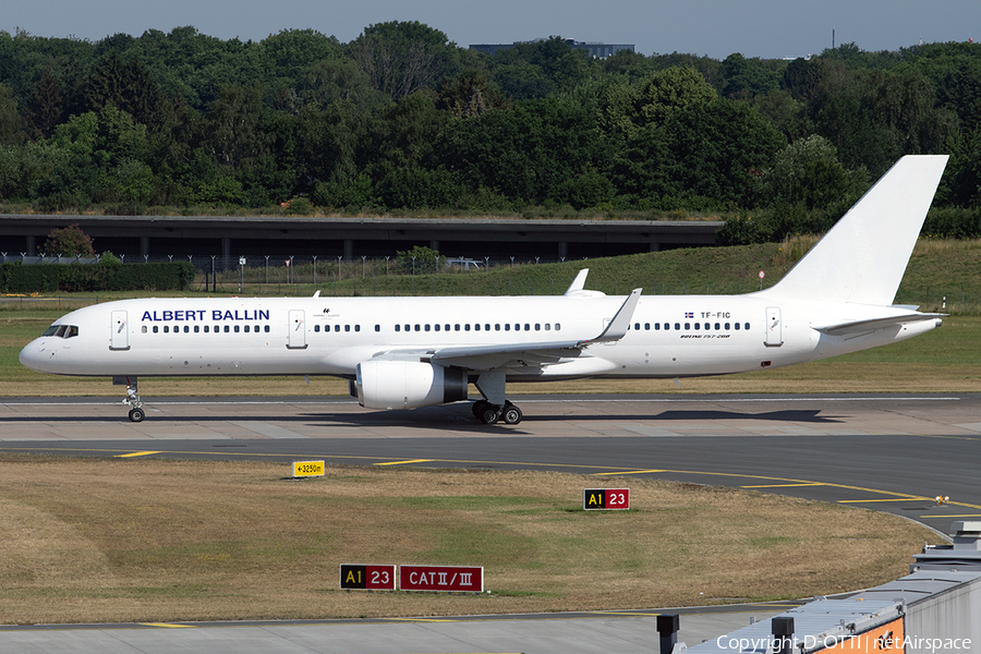 Icelandair Boeing 757-23N (TF-FIC) | Photo 513788