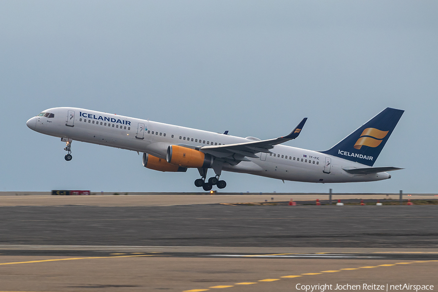 Icelandair Boeing 757-23N (TF-FIC) | Photo 473116