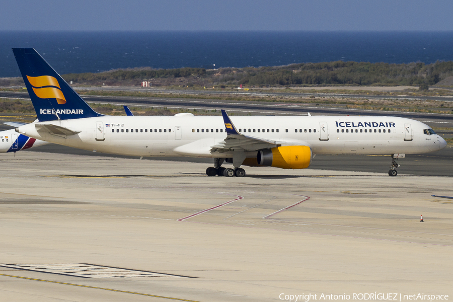 Icelandair Boeing 757-23N (TF-FIC) | Photo 154659
