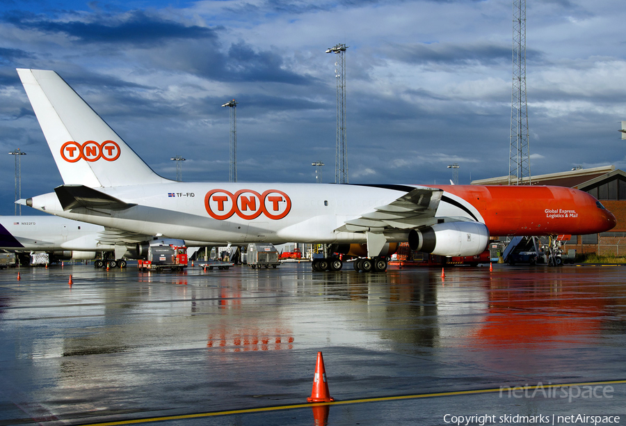 TNT Airways Boeing 757-23A(PCF) (TF-FID) | Photo 21702