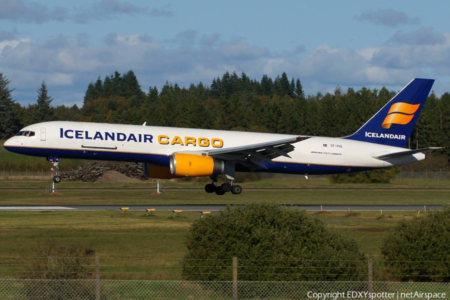 Icelandair Cargo Boeing 757-23APF (TF-FIG) | Photo 275265