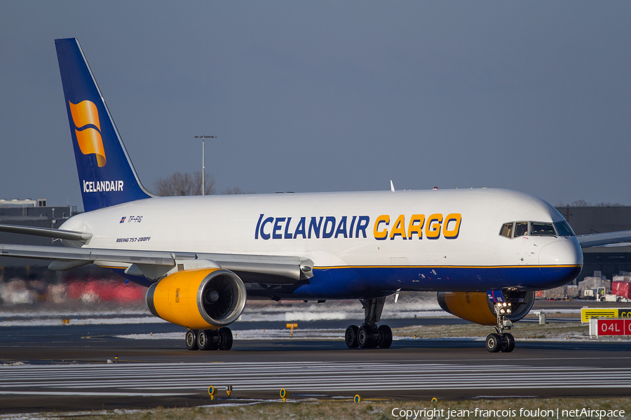 Icelandair Cargo Boeing 757-23APF (TF-FIG) | Photo 430043