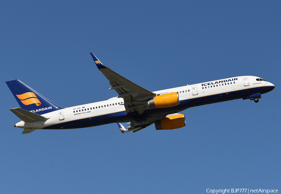 Icelandair Boeing 757-208 (TF-FII) | Photo 247469