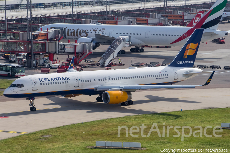 Icelandair Boeing 757-208 (TF-FII) | Photo 126007