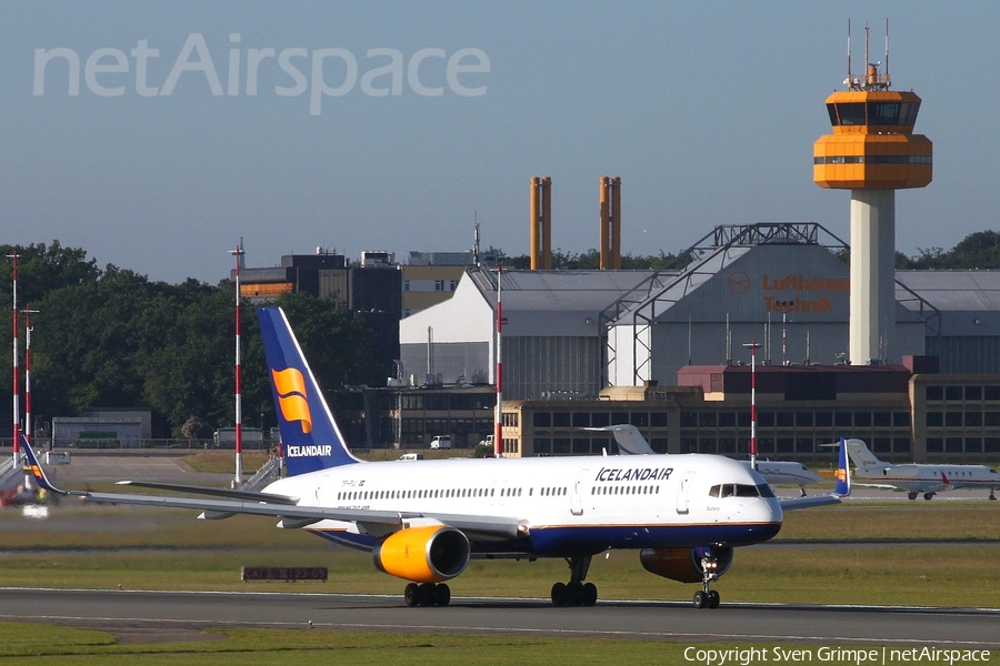 Icelandair Boeing 757-208 (TF-FIJ) | Photo 16492