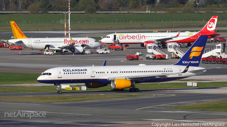 Icelandair Boeing 757-208 (TF-FIJ) | Photo 195485