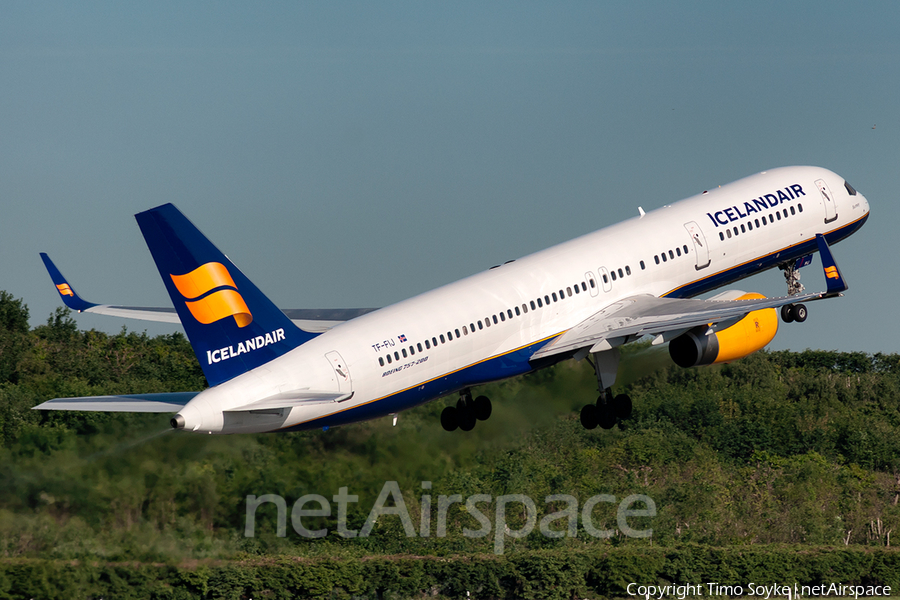 Icelandair Boeing 757-208 (TF-FIJ) | Photo 32917