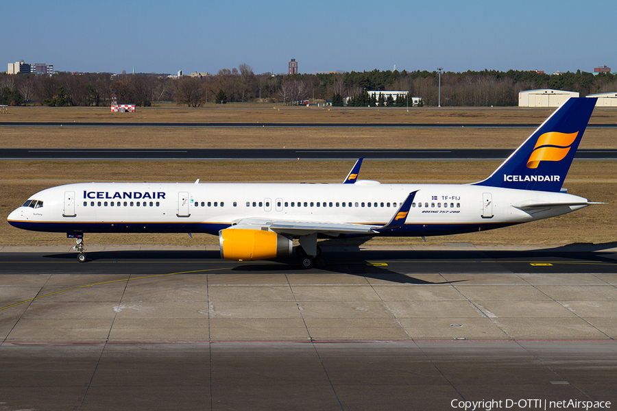 Icelandair Boeing 757-208 (TF-FIJ) | Photo 232015