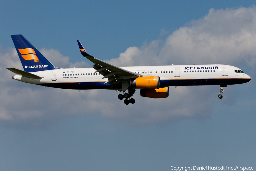 Icelandair Boeing 757-256 (TF-FIK) | Photo 453302
