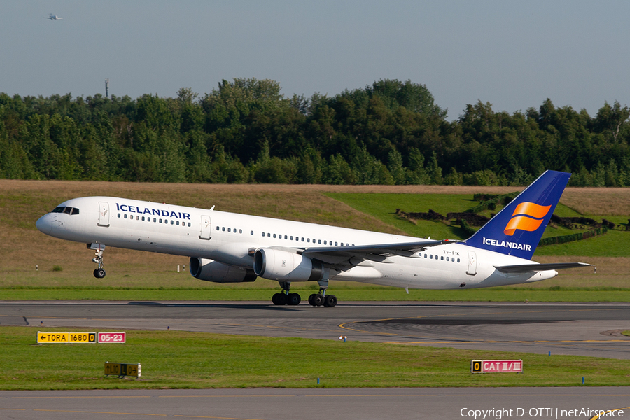 Icelandair Boeing 757-256 (TF-FIK) | Photo 364880