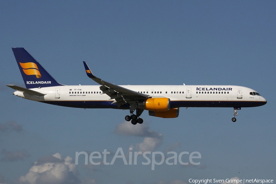 Icelandair Boeing 757-208 (TF-FIN) | Photo 125505
