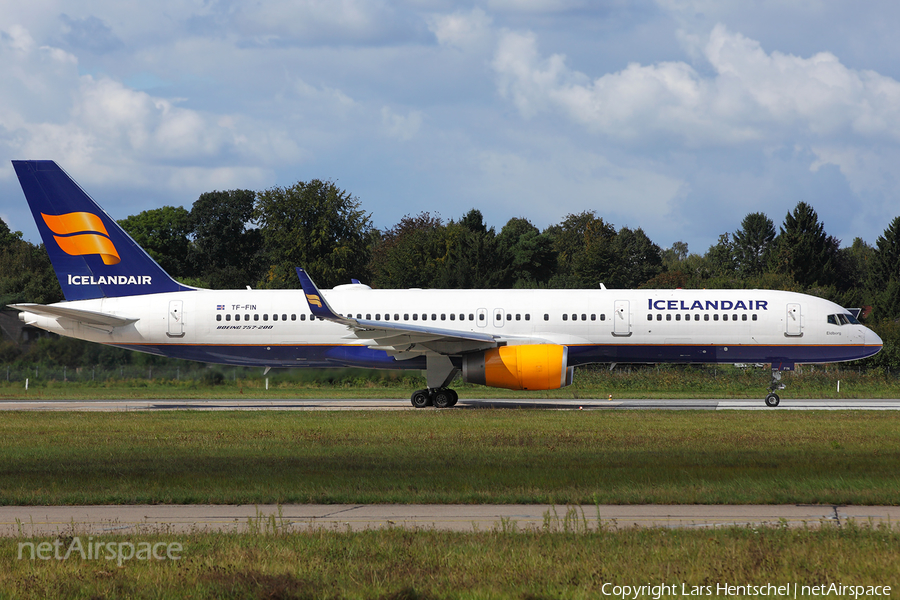 Icelandair Boeing 757-208 (TF-FIN) | Photo 55742