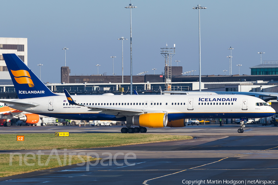 Icelandair Boeing 757-208 (TF-FIN) | Photo 141915