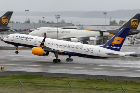 Icelandair Boeing 757-208 (TF-FIO) at  Anchorage - Ted Stevens International, United States