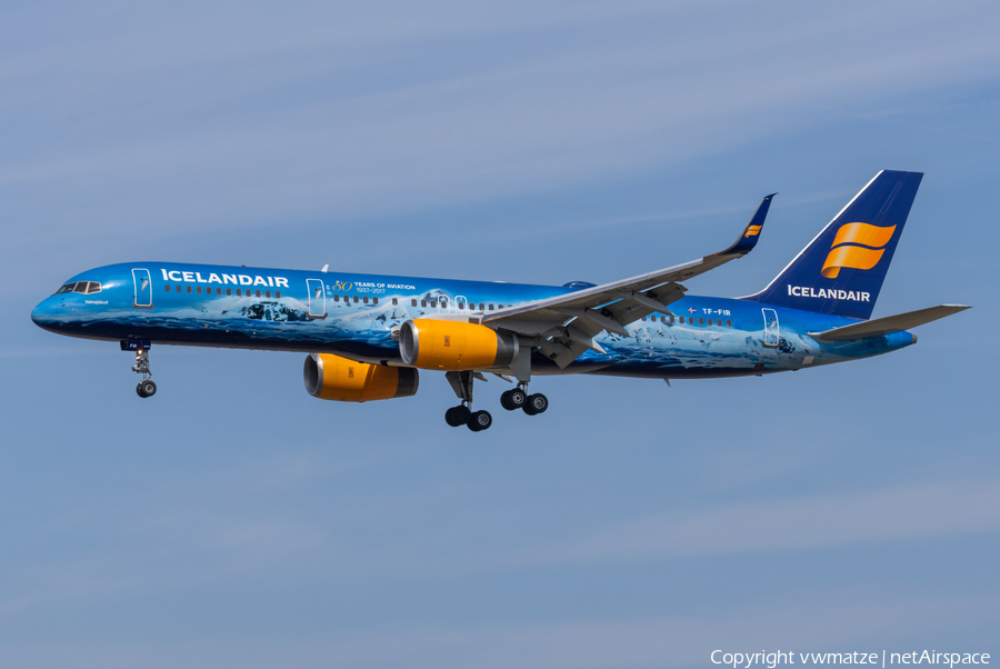 Icelandair Boeing 757-256 (TF-FIR) | Photo 584262