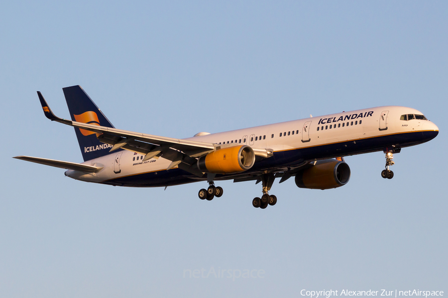 Icelandair Boeing 757-256 (TF-FIR) | Photo 109700