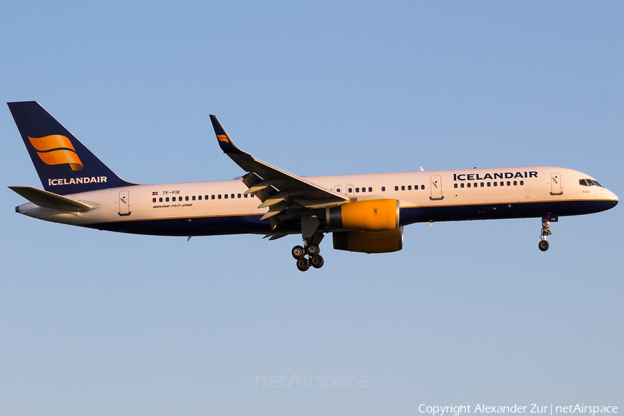 Icelandair Boeing 757-256 (TF-FIR) | Photo 633381