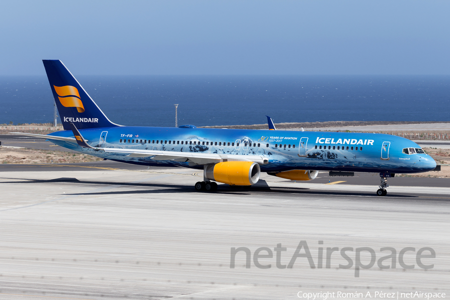 Icelandair Boeing 757-256 (TF-FIR) | Photo 325600