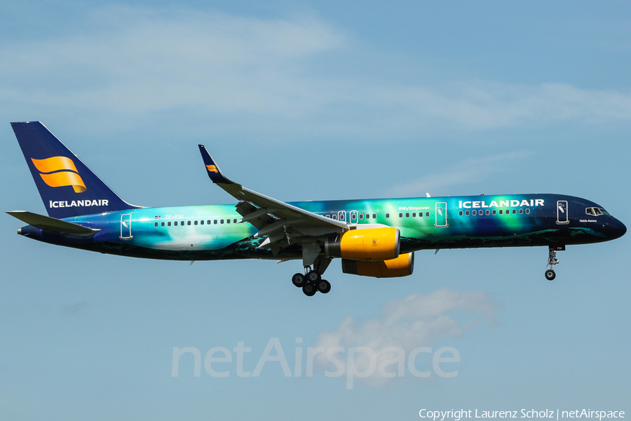 Icelandair Boeing 757-256 (TF-FIU) | Photo 82816