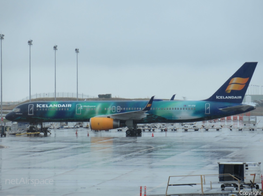 Icelandair Boeing 757-256 (TF-FIU) | Photo 621543