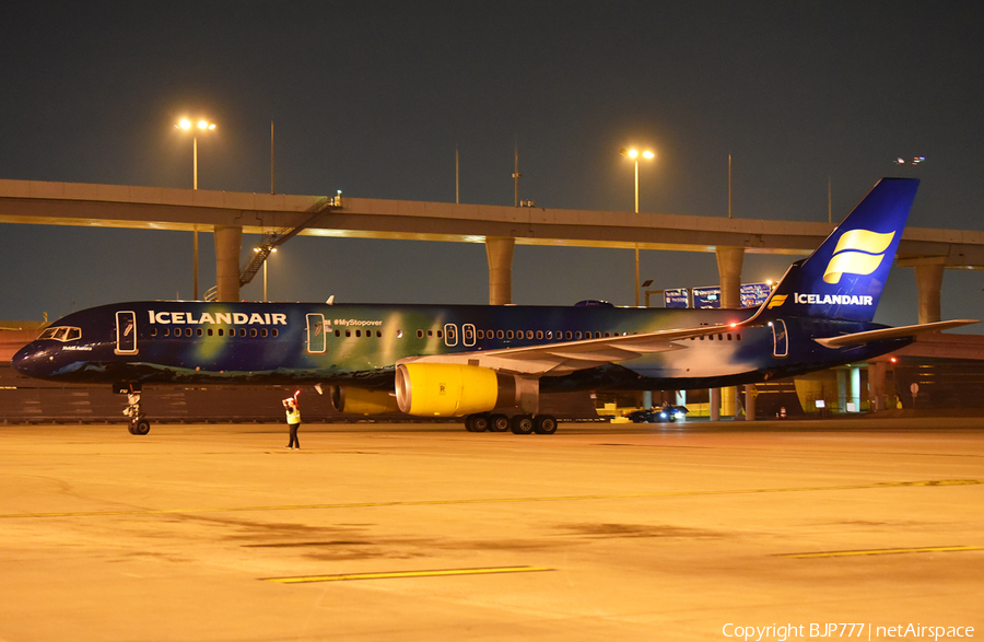 Icelandair Boeing 757-256 (TF-FIU) | Photo 266381