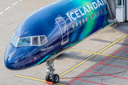 Icelandair Boeing 757-256 (TF-FIU) at  Dusseldorf - International, Germany