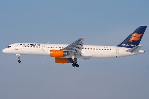 Icelandair Boeing 757-256 (TF-FIU) at  Frankfurt am Main, Germany