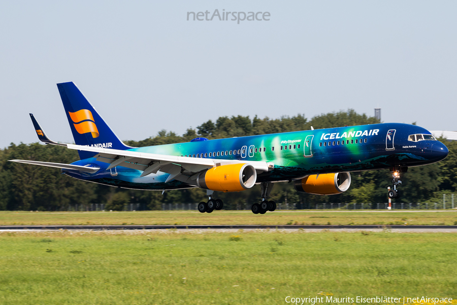 Icelandair Boeing 757-256 (TF-FIU) | Photo 91979