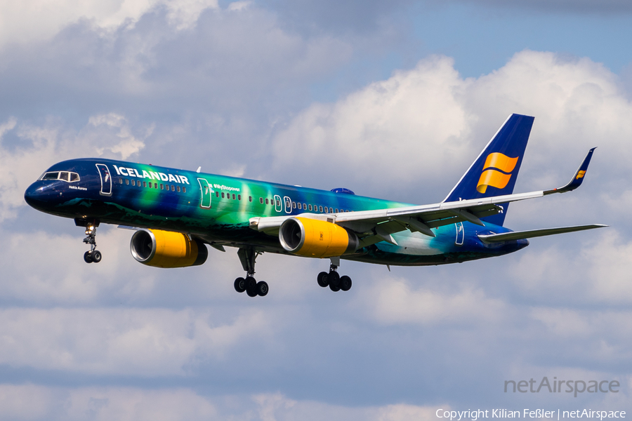 Icelandair Boeing 757-256 (TF-FIU) | Photo 410238